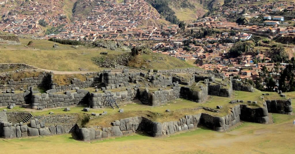 Megalithic walls of Sacsayhuaman from above