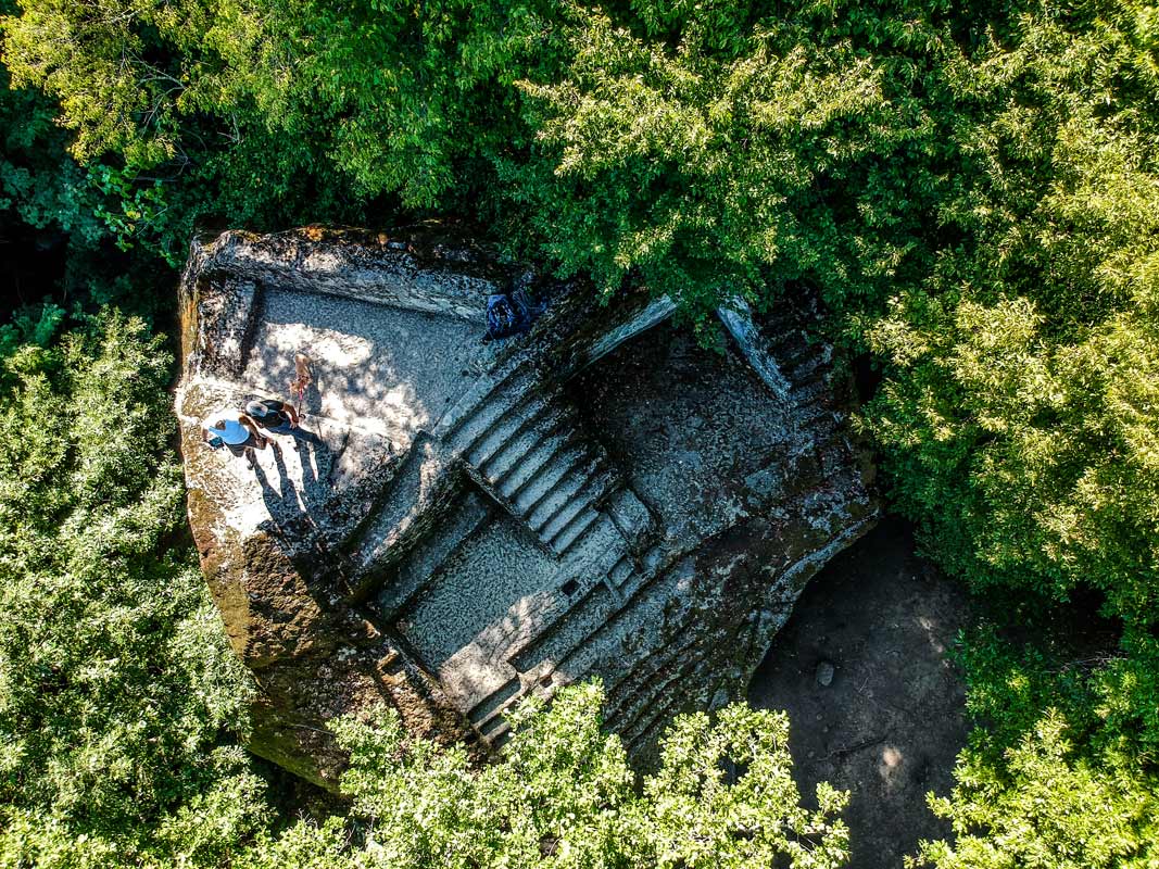 Piramide-Etrusca-Bomarzo