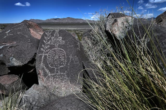 Three rivers canyon petroglyph