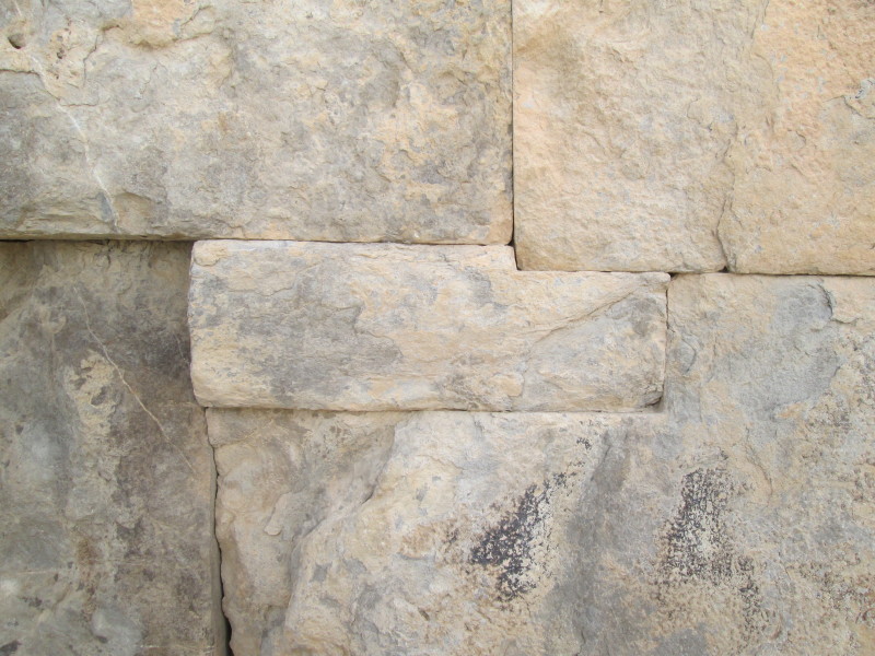 Megalithic masonry in Persepolis, Itan