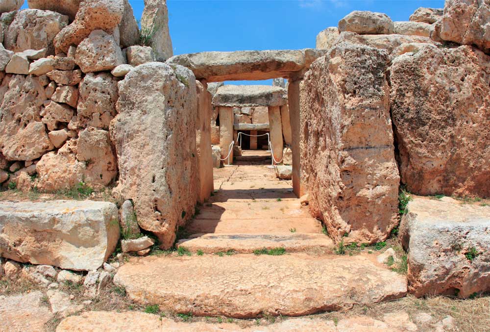 Mnajdra temple entrance